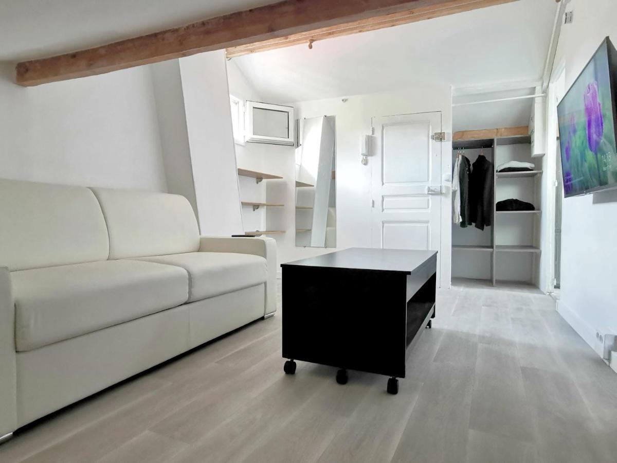 Bagneux Paris Confort Netflix Rer B Esterno foto